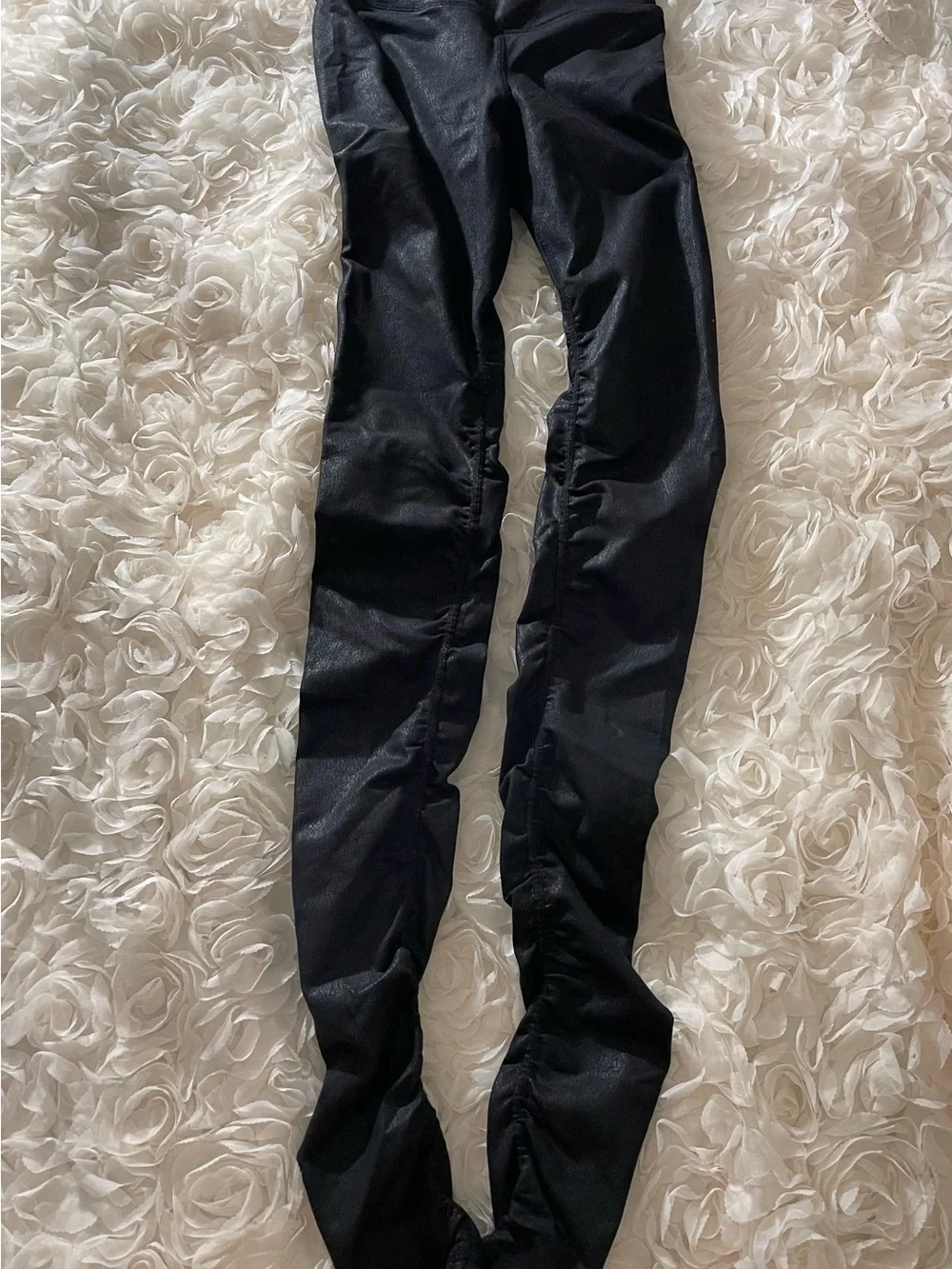 ALO Yoga high shine